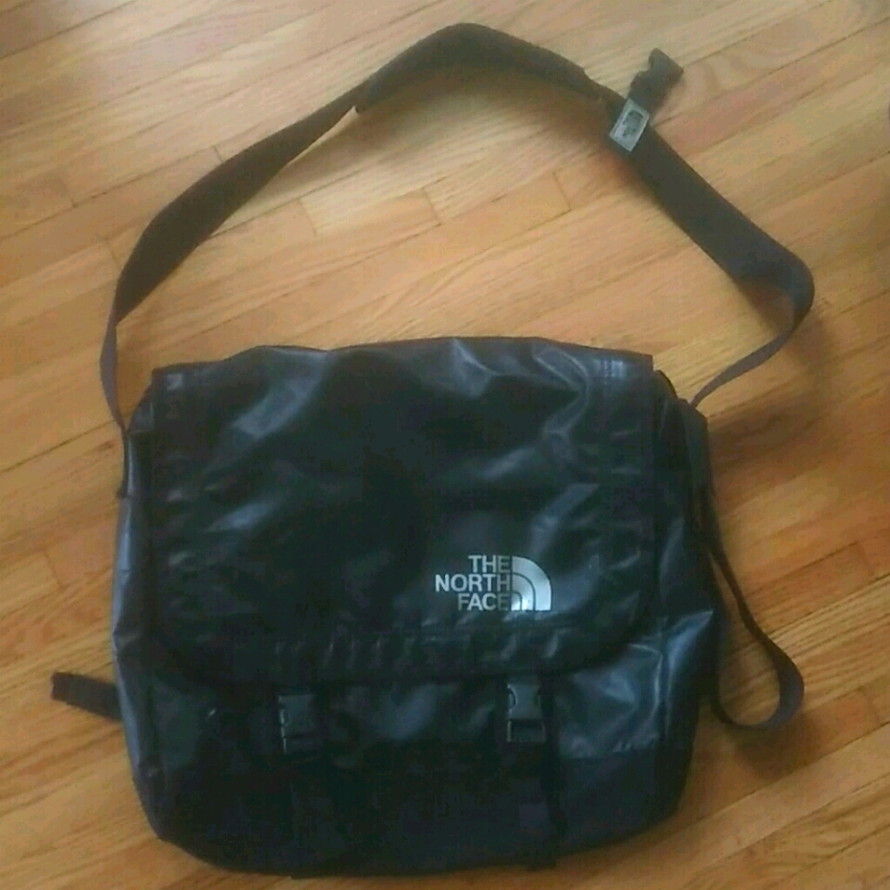 The North Face Base Camp Messenger Bag
